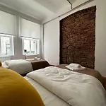Historical Flat In Galata - Tatar Beyi Street - Tra 2026 Award-winner Istambul