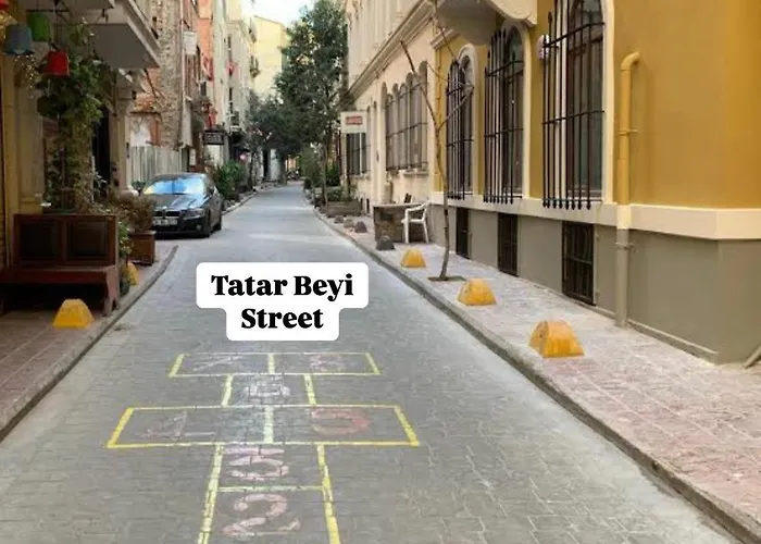Historical Flat In Galata - Tatar Beyi Street - Tra 2026 Award-winner * Istanbul